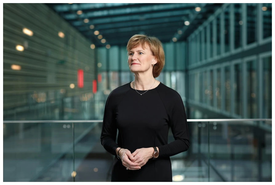 Almi - Carina Nordström by Johan Töpel